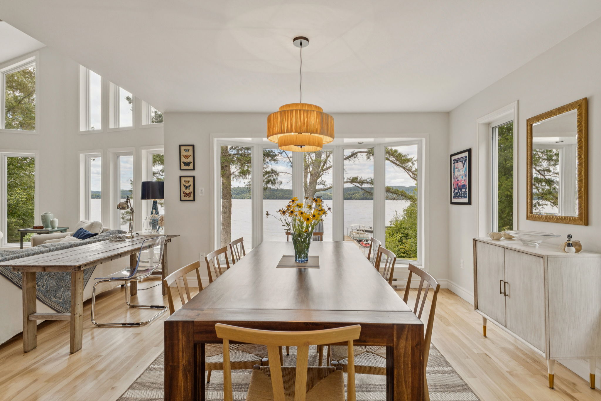 Autumn lake views at Chalet Beach House on Lac-Simon